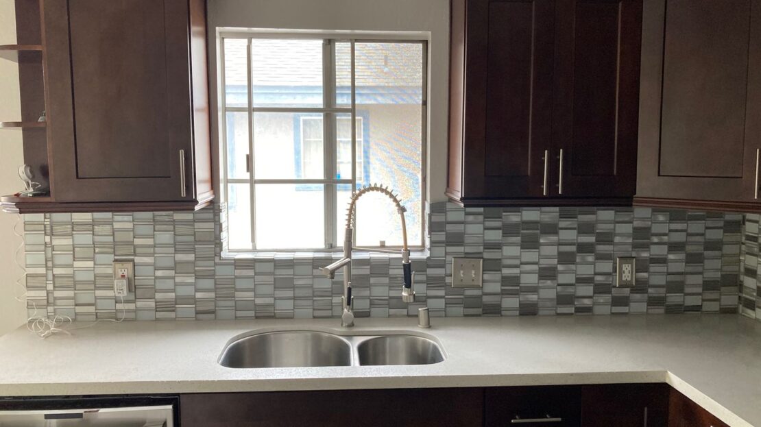 519 E Hazel Street, Unit 18 - Inglewood - California - 3 bed, 2.5 bath rental property