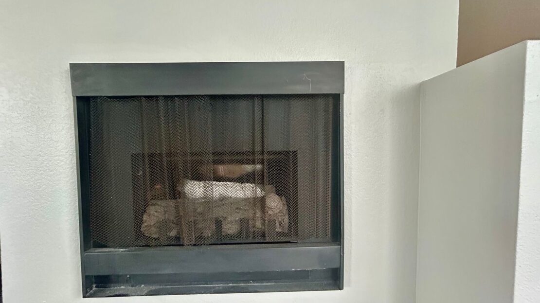 519 E Hazel Street, Unit 18 - Inglewood - California - 3 bed, 2.5 bath rental property