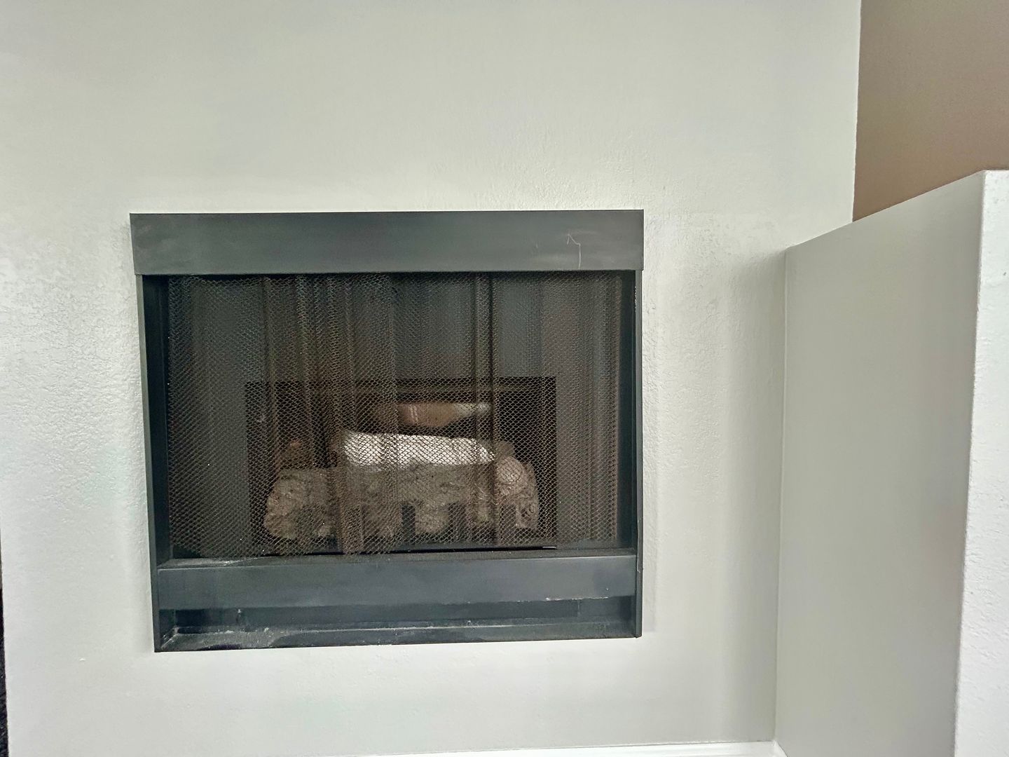 519 E Hazel Street, Unit 18 - Inglewood - California - 3 bed, 2.5 bath rental property