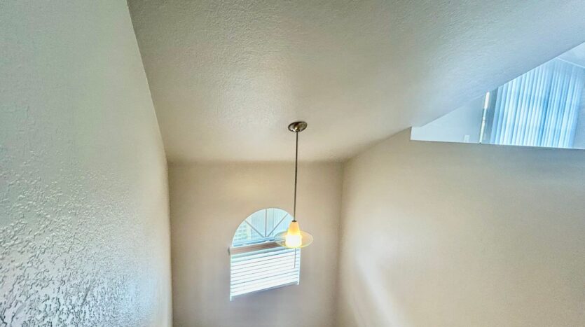 519 E Hazel Street, Unit 18 - Inglewood - California - 3 bed, 2.5 bath rental property