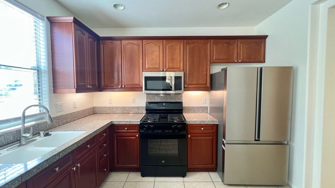 520 Via Assisi - Cathedral City - California - 3 bed, 2.5 bath rental property