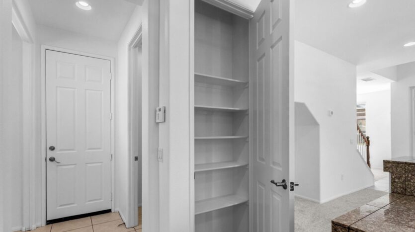 520 Via Assisi - Cathedral City - California - 3 bed, 2.5 bath rental property