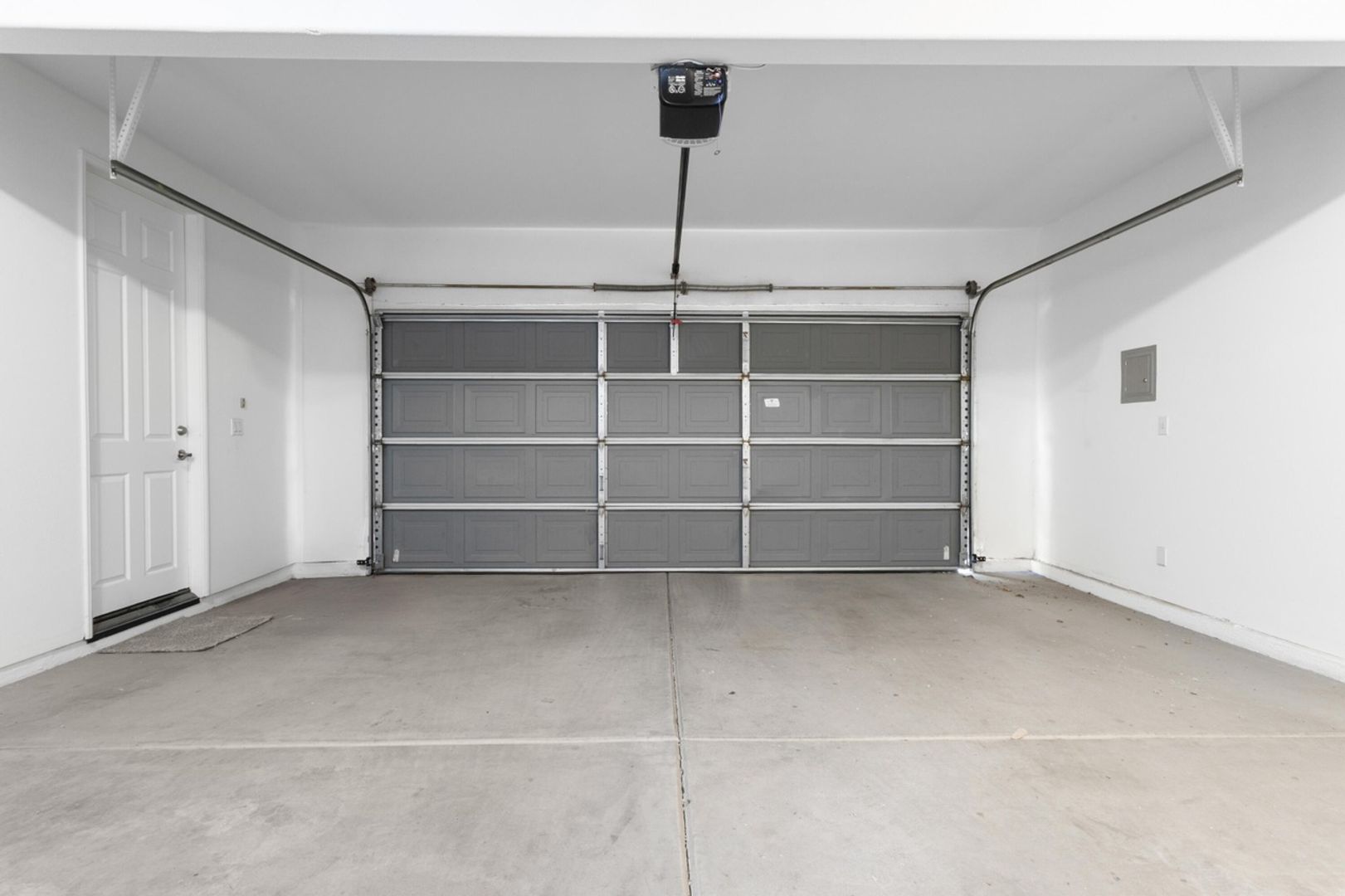 520 Via Assisi - Cathedral City - California - 3 bed, 2.5 bath rental property