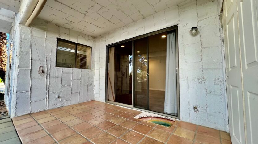 5285 E Waverly Drive Unit 105 - Palm Springs - California - 2 bed, 2 bath rental property
