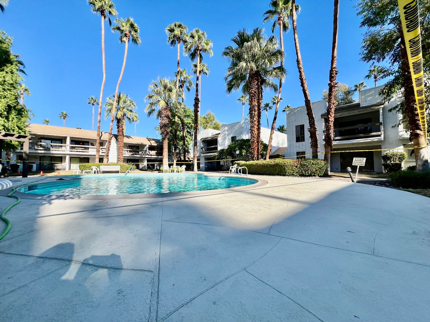 5285 E Waverly Drive Unit 105 - Palm Springs - California - 2 bed, 2 bath rental property