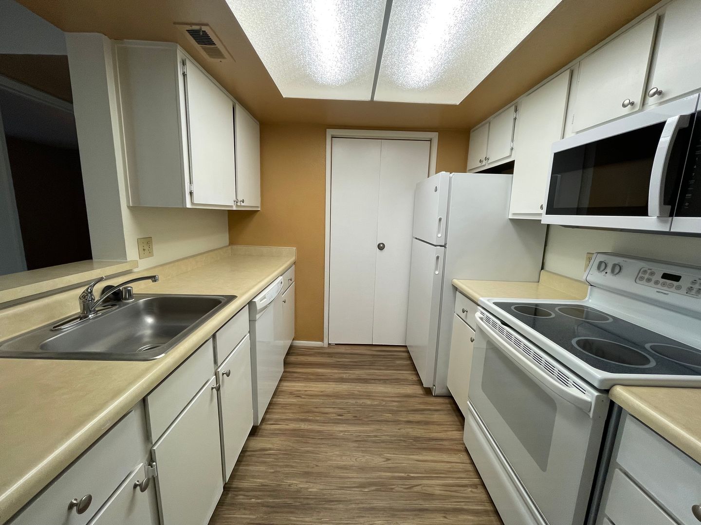 530 E. Patriot Blvd. #113-B - Reno - Nevada - 2 bed, 2 bath rental property