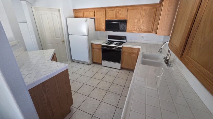 5428 Rose Hills - Las Vegas - Nevada - 3 bed, 2 bath rental property