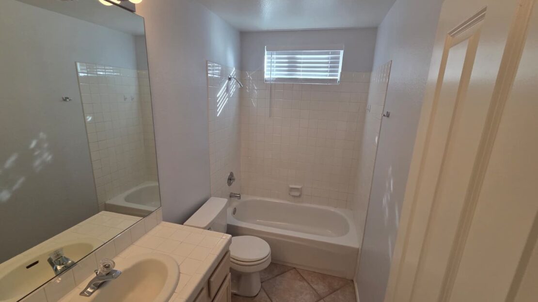 5428 Rose Hills - Las Vegas - Nevada - 3 bed, 2 bath rental property