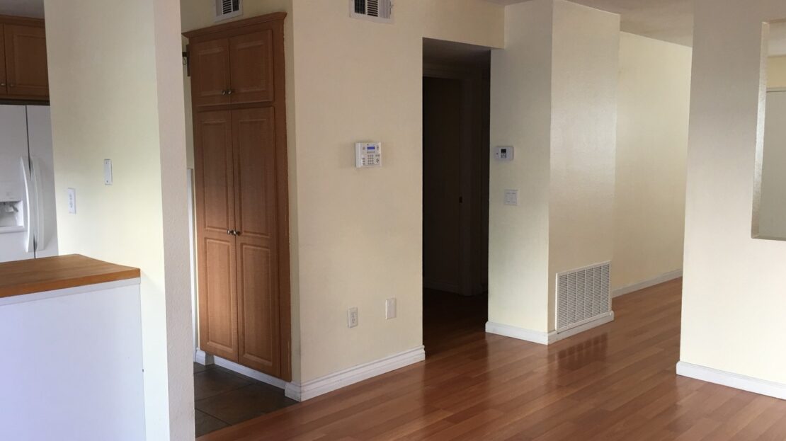 5440 Kiowa Drive UNIT 23 - La Mesa - California - 4 bed, 2.5 bath rental property