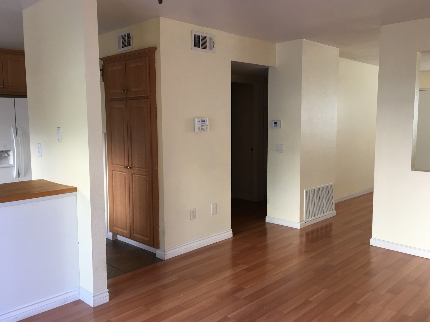 5440 Kiowa Drive UNIT 23 - La Mesa - California - 4 bed, 2.5 bath rental property