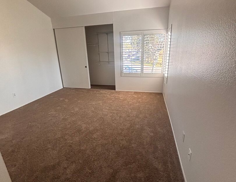 5440 Kiowa Drive UNIT 23 - La Mesa - California - 4 bed, 2.5 bath rental property