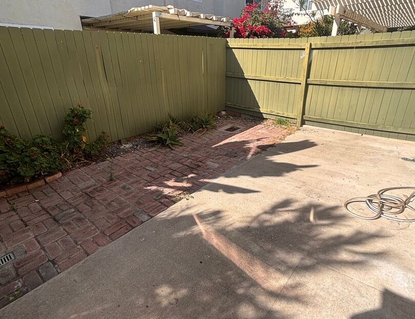 5440 Kiowa Drive UNIT 23 - La Mesa - California - 4 bed, 2.5 bath rental property