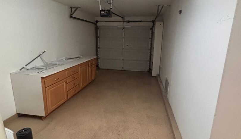 5440 Kiowa Drive UNIT 23 - La Mesa - California - 4 bed, 2.5 bath rental property