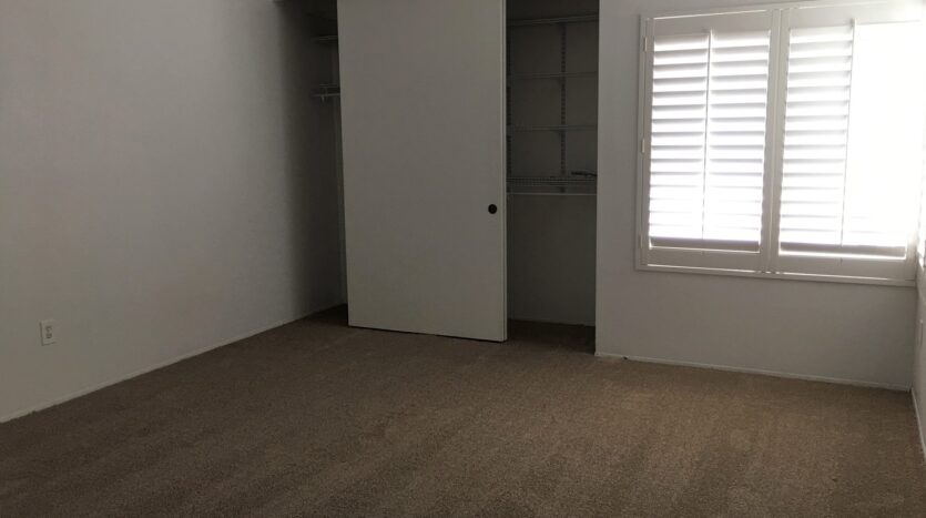 5440 Kiowa Drive UNIT 23 - La Mesa - California - 4 bed, 2.5 bath rental property