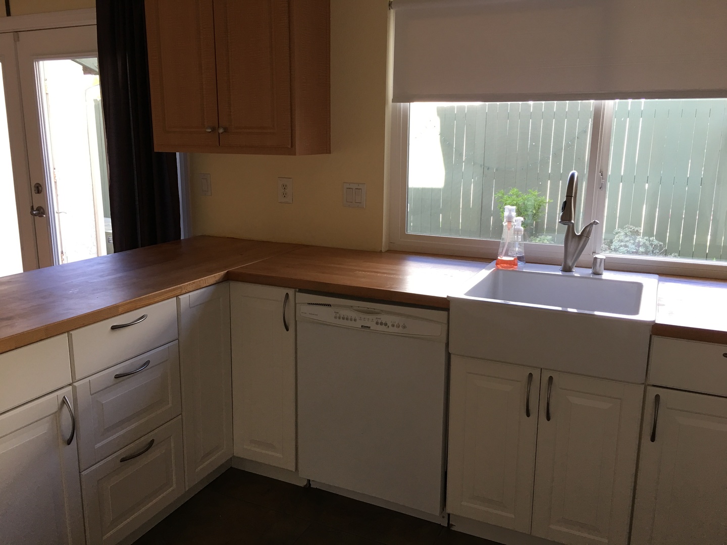 5440 Kiowa Drive UNIT 23 - La Mesa - California - 4 bed, 2.5 bath rental property