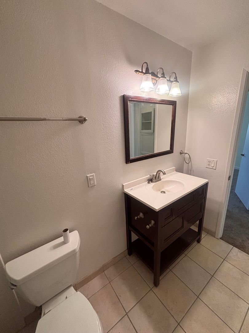 5440 Kiowa Drive UNIT 23 - La Mesa - California - 4 bed, 2.5 bath rental property