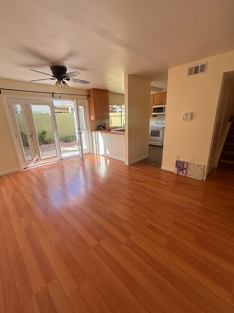 5440 Kiowa Drive UNIT 23 - La Mesa - California - 4 bed, 2.5 bath rental property