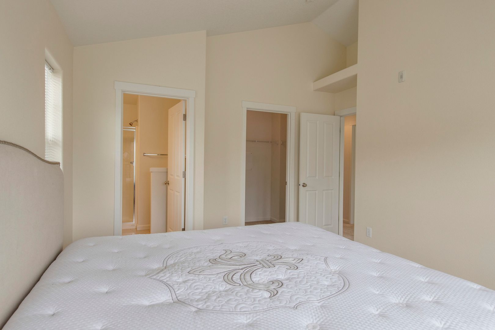 545 NW Lost Springs Terrace, Unit 101 - Portland - Oregon - 2 bed, 2 bath rental property