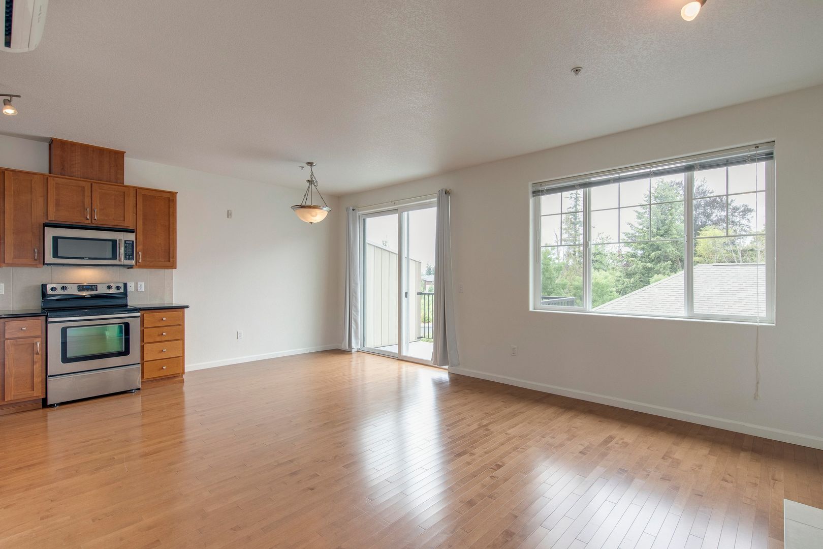 545 NW Lost Springs Terrace, Unit 101 - Portland - Oregon - 2 bed, 2 bath rental property