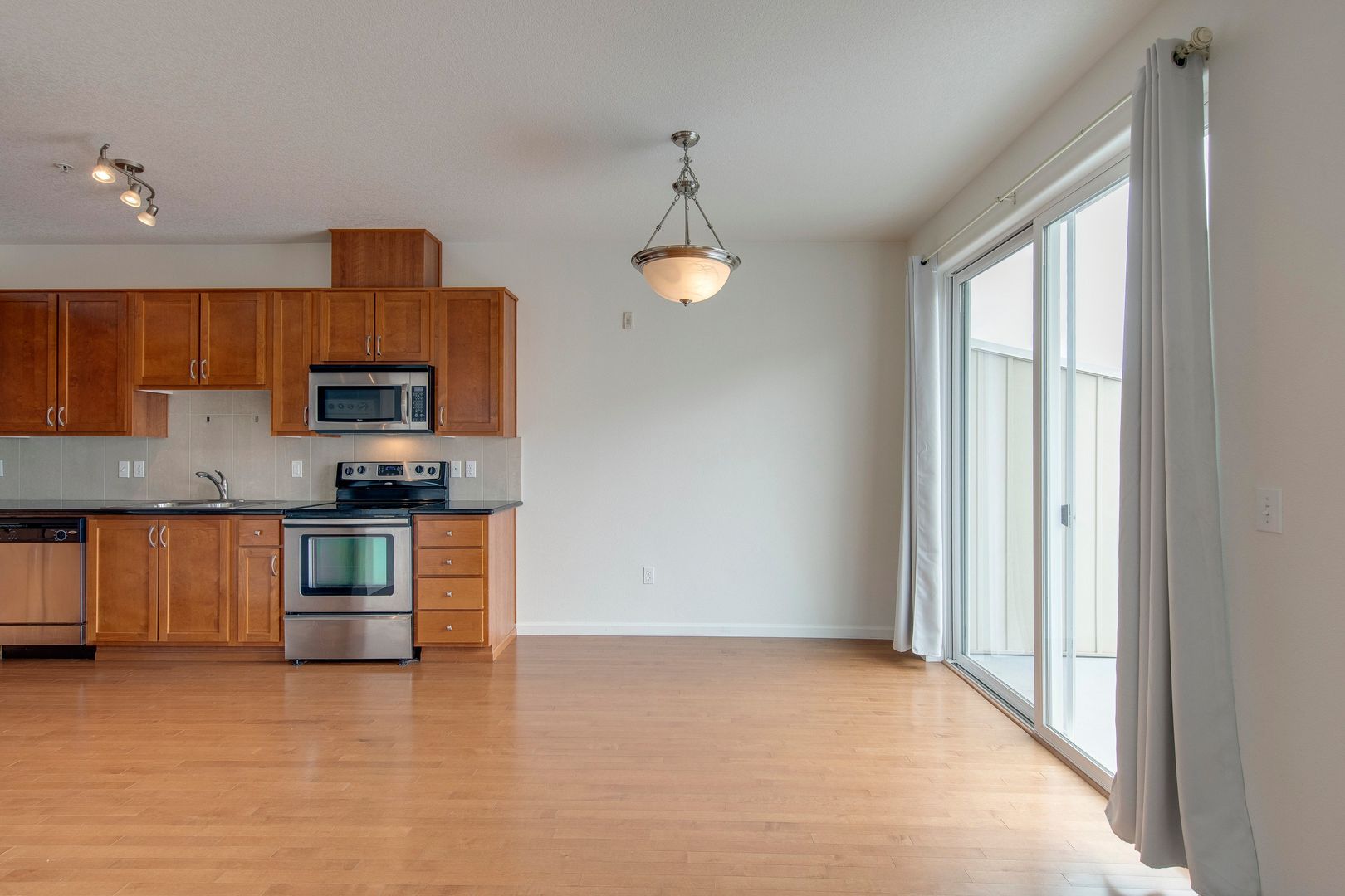 545 NW Lost Springs Terrace, Unit 101 - Portland - Oregon - 2 bed, 2 bath rental property