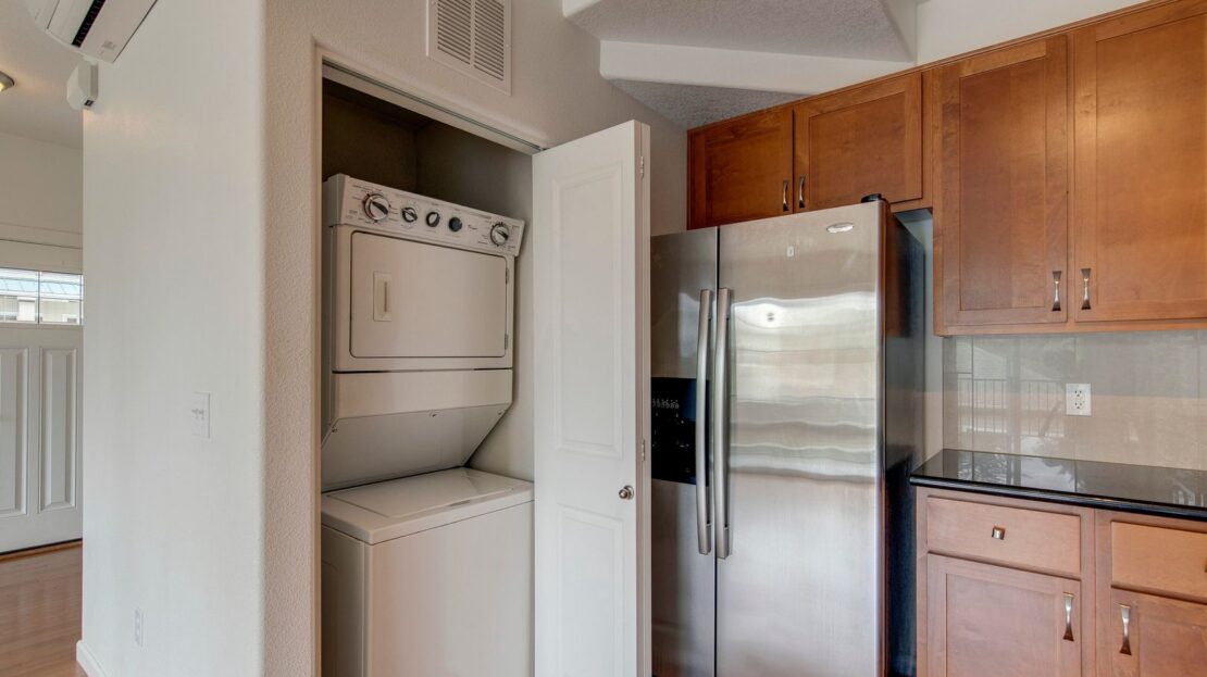 545 NW Lost Springs Terrace, Unit 101 - Portland - Oregon - 2 bed, 2 bath rental property