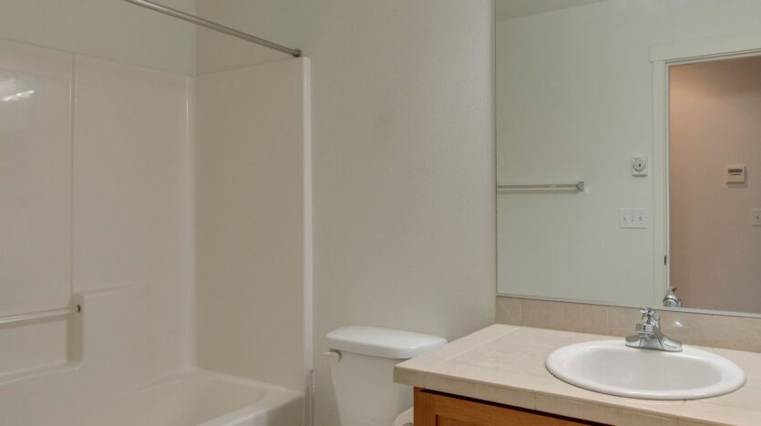 545 NW Lost Springs Terrace, Unit 101 - Portland - Oregon - 2 bed, 2 bath rental property