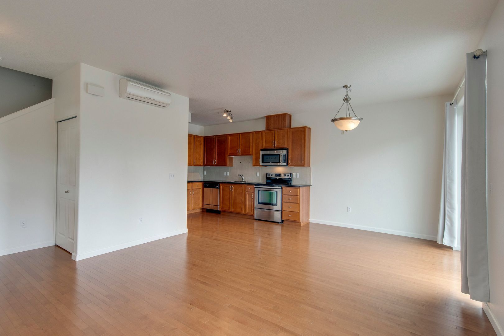 545 NW Lost Springs Terrace, Unit 101 - Portland - Oregon - 2 bed, 2 bath rental property