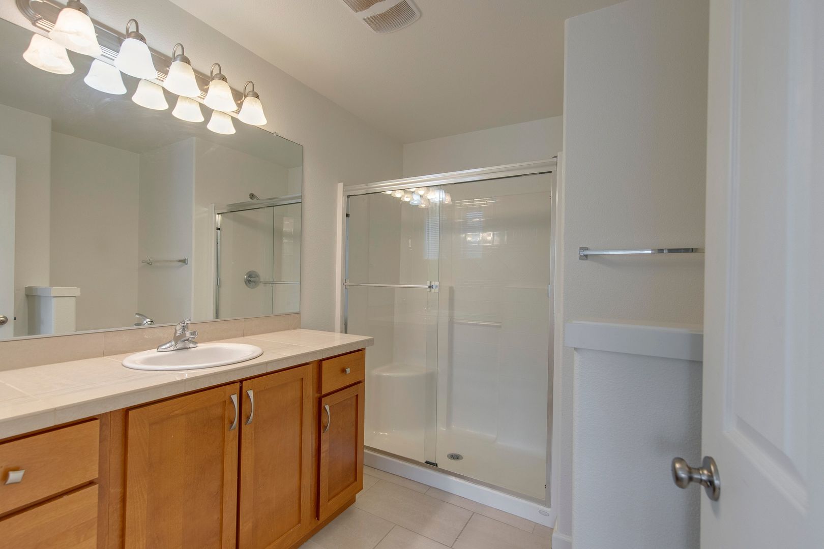 545 NW Lost Springs Terrace, Unit 101 - Portland - Oregon - 2 bed, 2 bath rental property