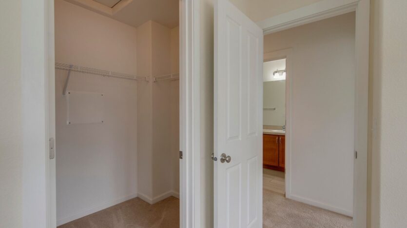 545 NW Lost Springs Terrace, Unit 101 - Portland - Oregon - 2 bed, 2 bath rental property