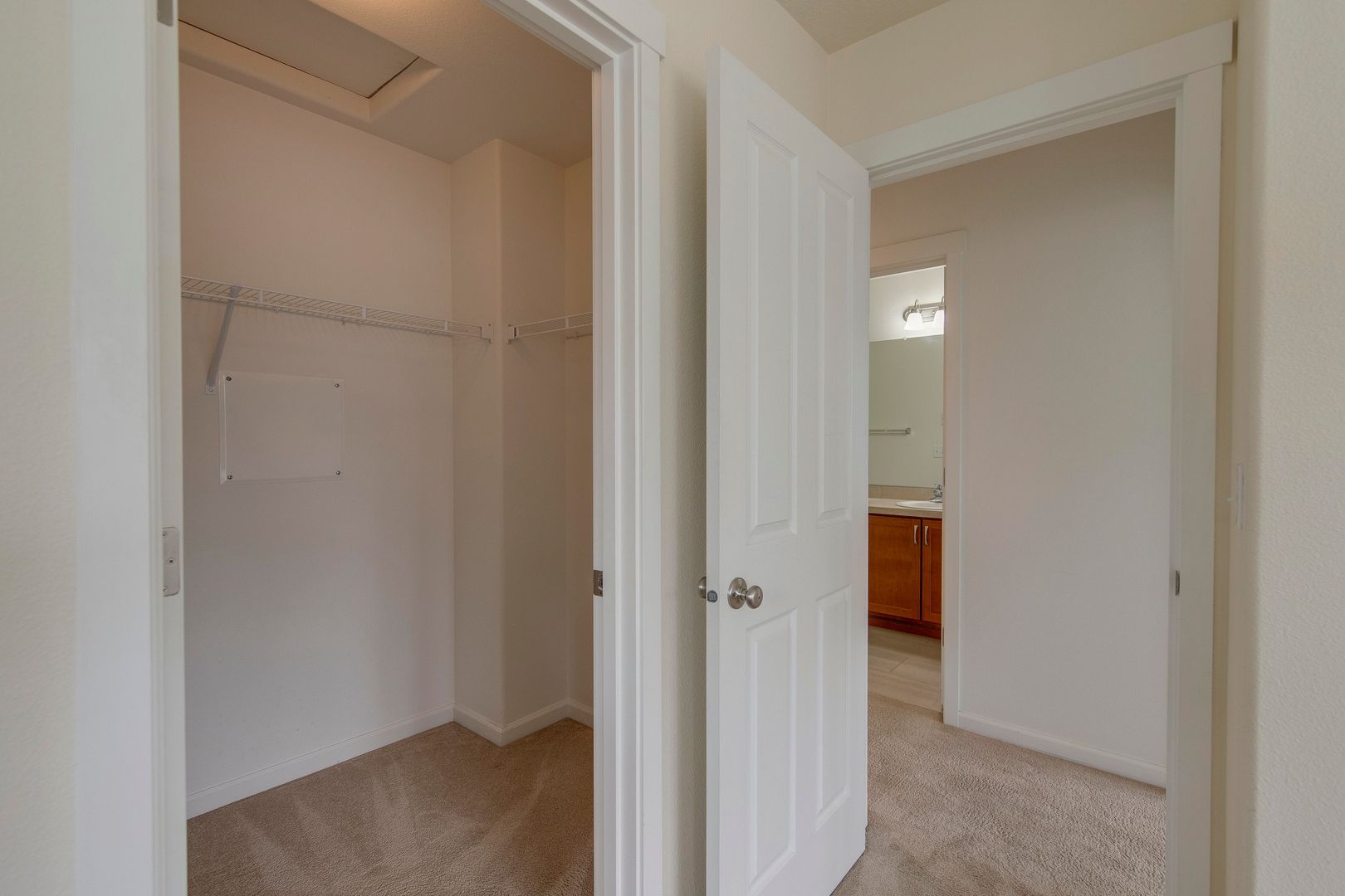 545 NW Lost Springs Terrace, Unit 101 - Portland - Oregon - 2 bed, 2 bath rental property