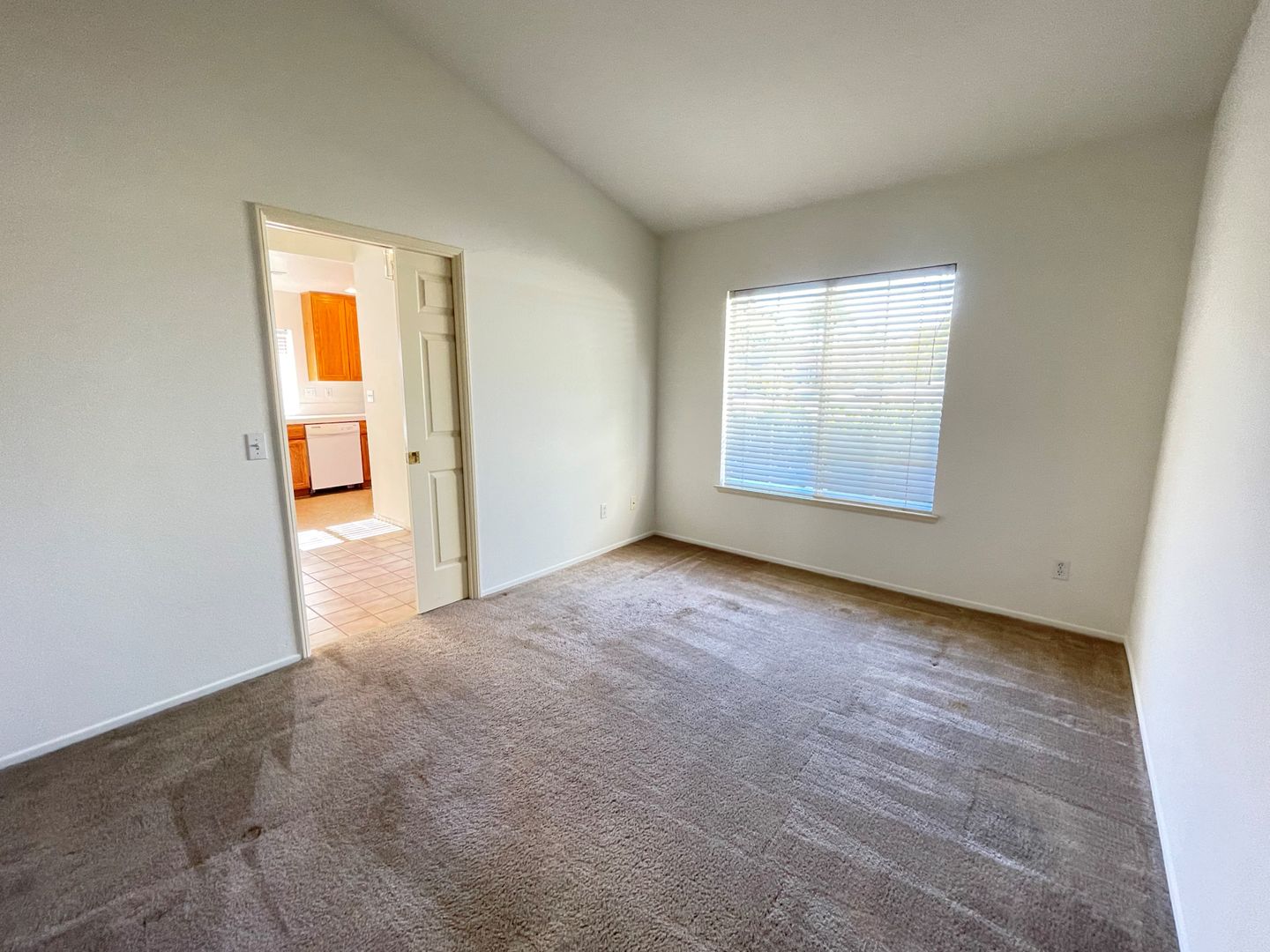 550 Edgewater Avenue - Oceanside - California - 3 bed, 3 bath rental property