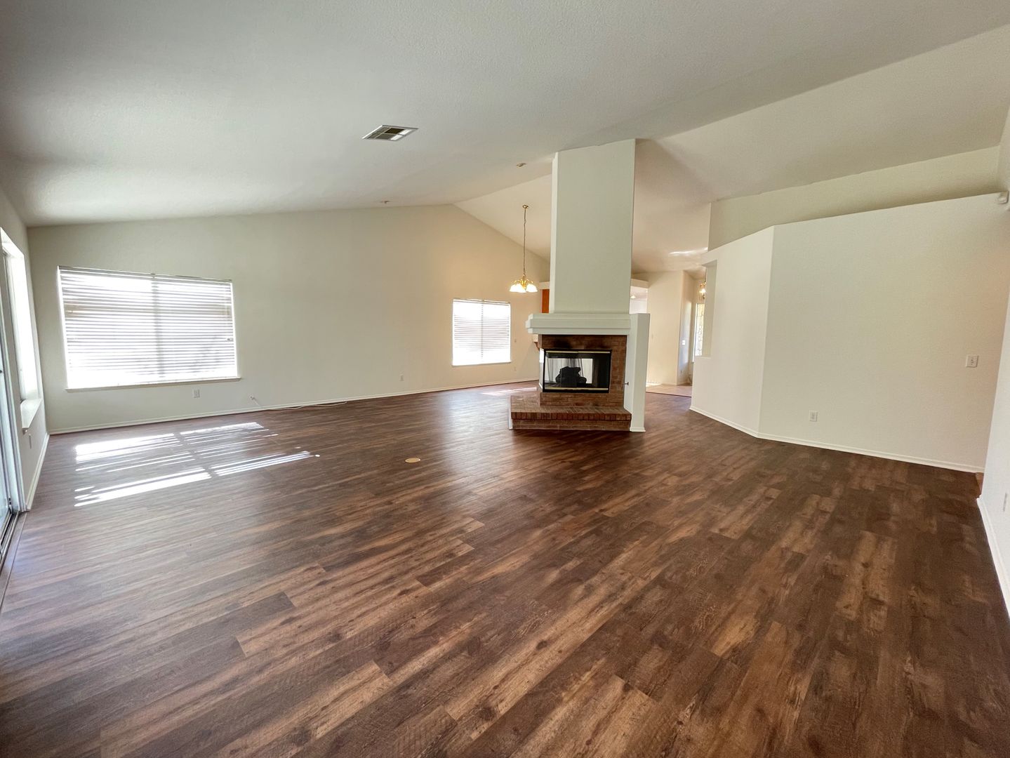 550 Edgewater Avenue - Oceanside - California - 3 bed, 3 bath rental property