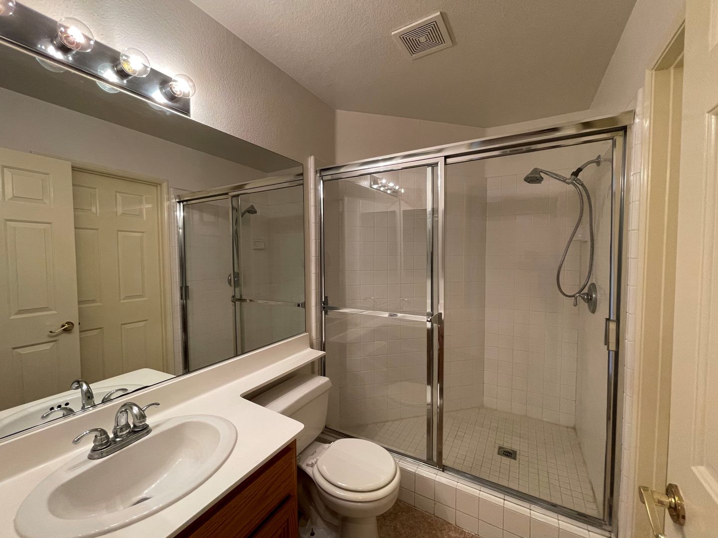 550 Edgewater Avenue - Oceanside - California - 3 bed, 3 bath rental property