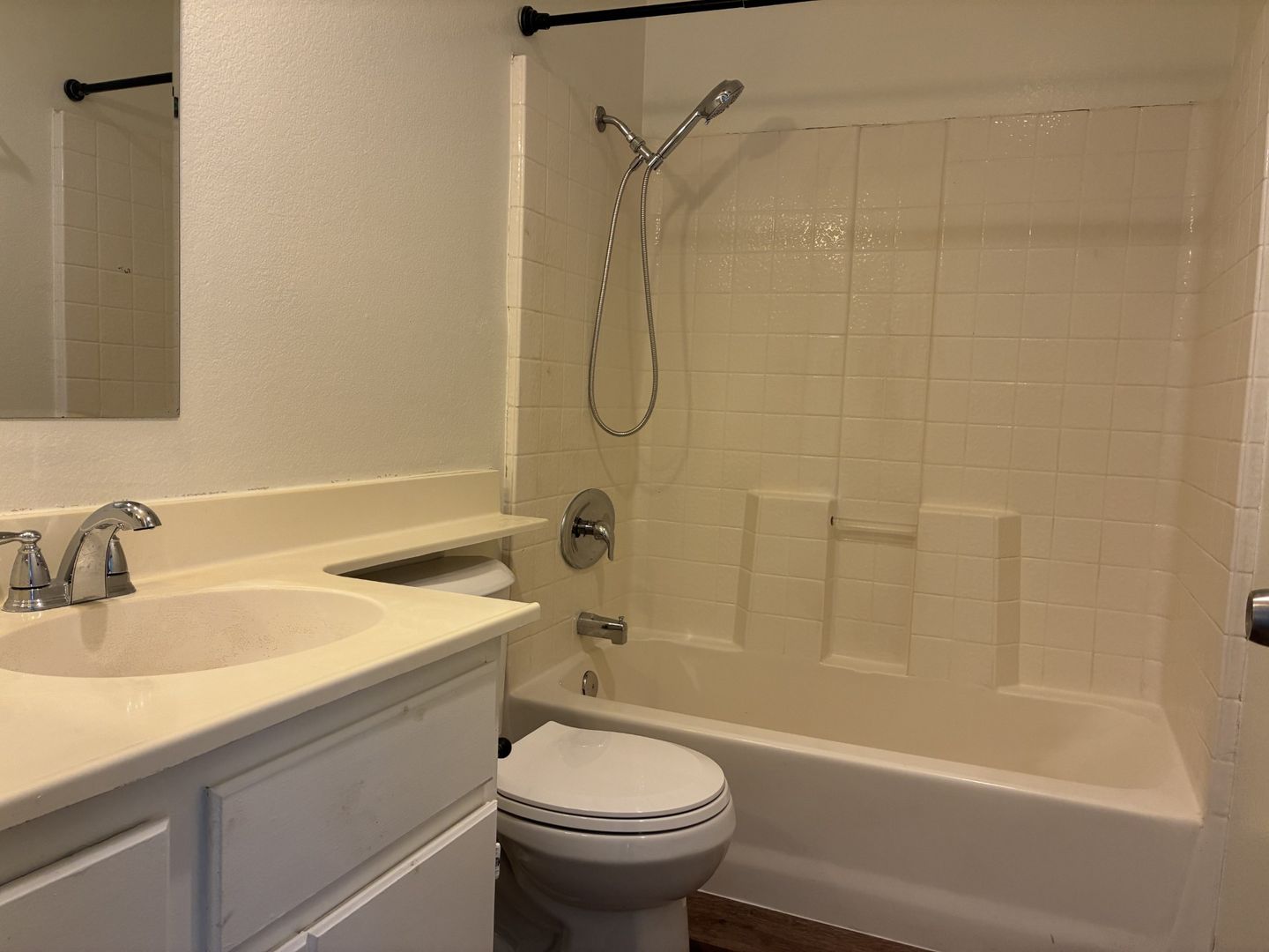 5585 Osborne Ct - San Bernardino - California - 4 bed, 3 bath rental property