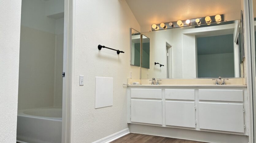 5585 Osborne Ct - San Bernardino - California - 4 bed, 3 bath rental property