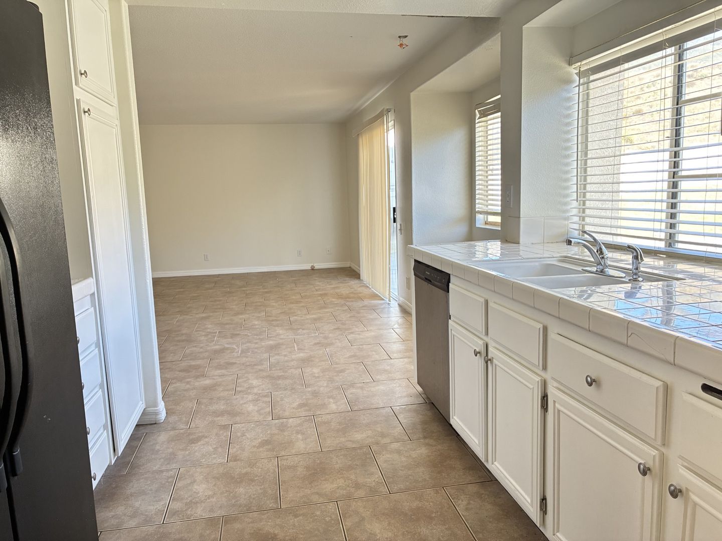 5585 Osborne Ct - San Bernardino - California - 4 bed, 3 bath rental property