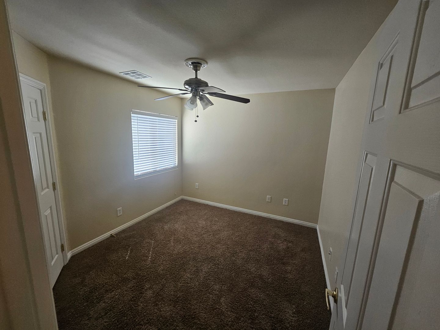 5663 Fast Payout Court - Las Vegas - Nevada - 3 bed, 2.5 bath rental property