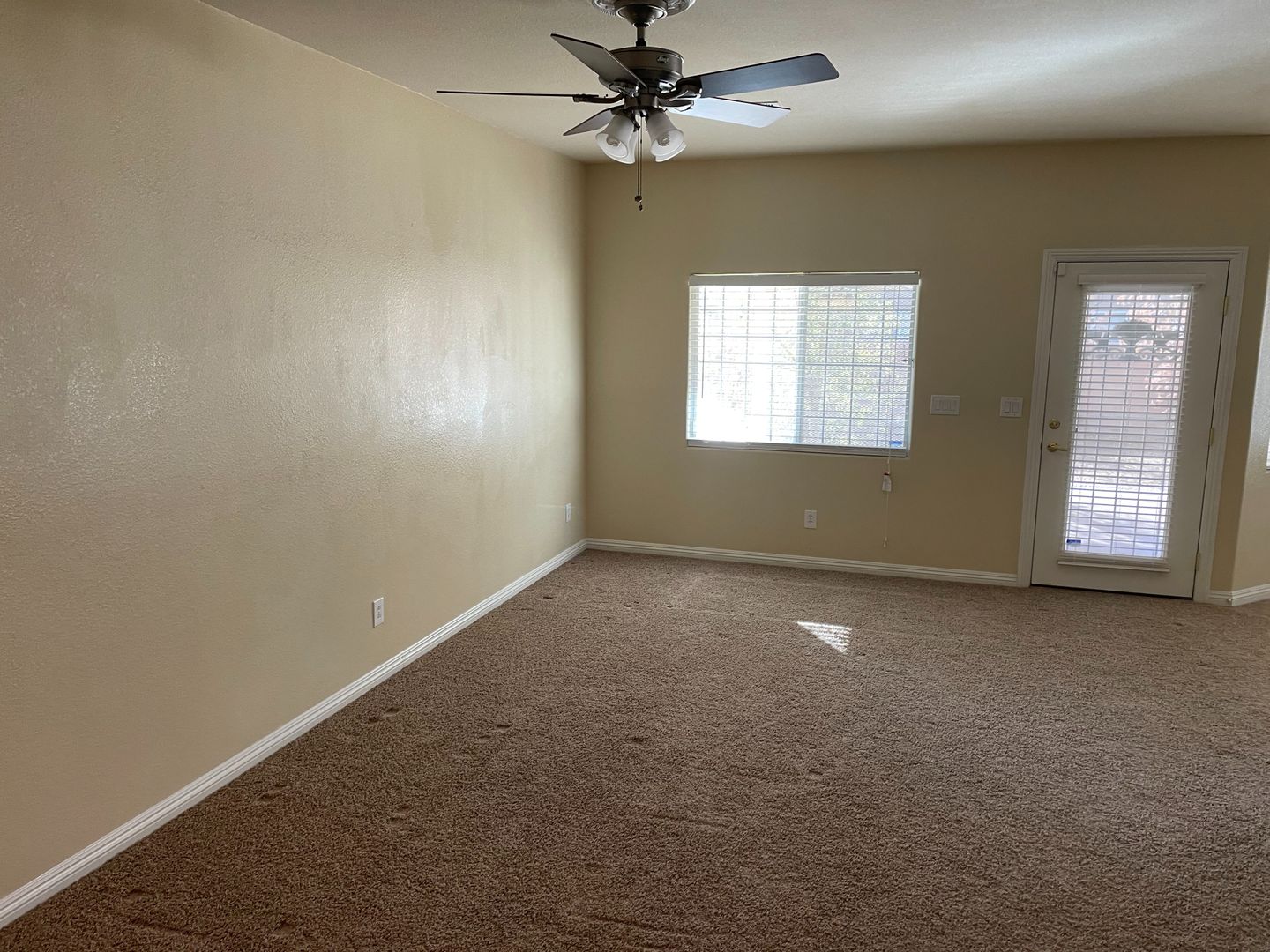 5663 Fast Payout Court - Las Vegas - Nevada - 3 bed, 2.5 bath rental property