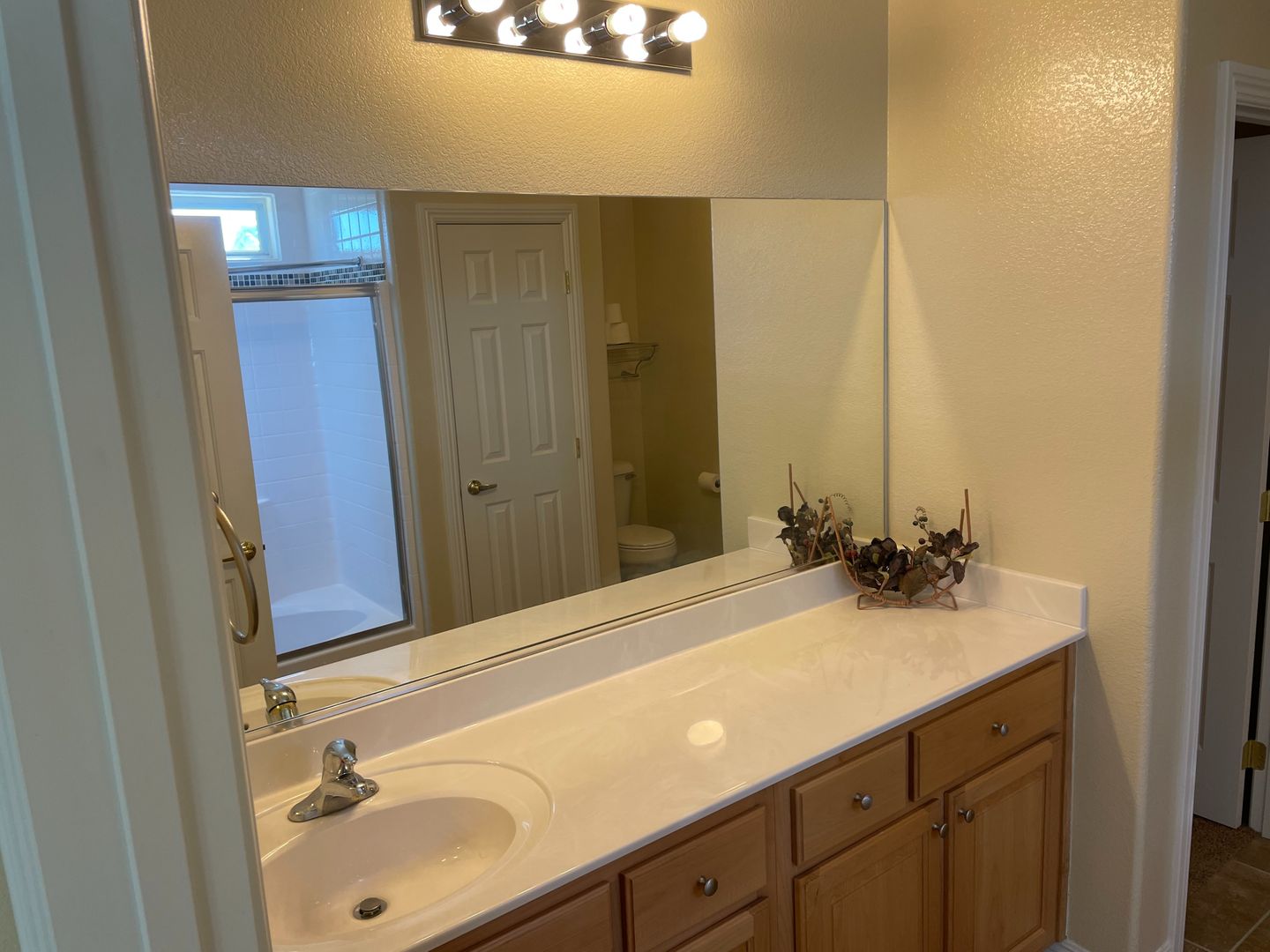 5663 Fast Payout Court - Las Vegas - Nevada - 3 bed, 2.5 bath rental property