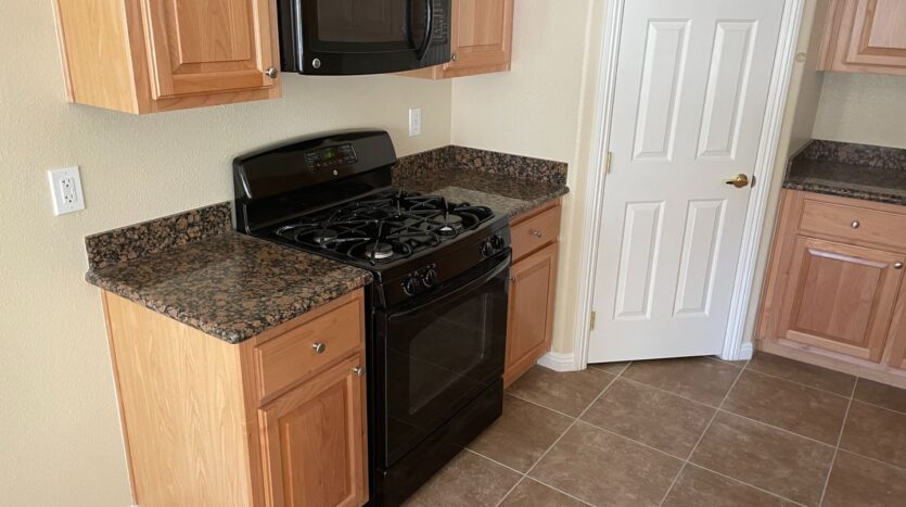 5663 Fast Payout Court - Las Vegas - Nevada - 3 bed, 2.5 bath rental property