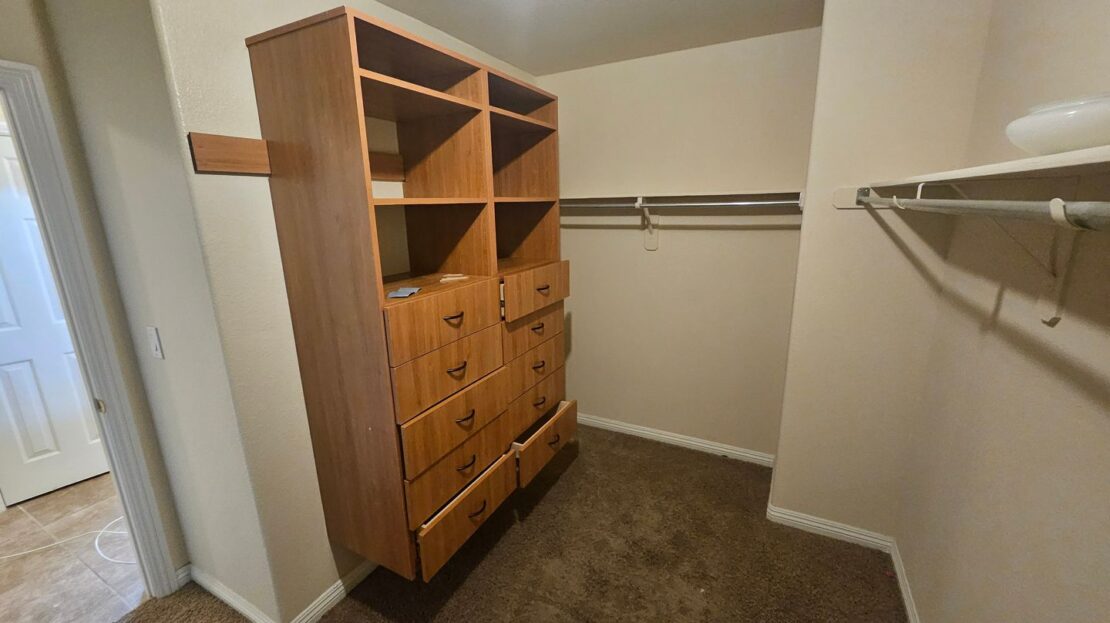 5663 Fast Payout Court - Las Vegas - Nevada - 3 bed, 2.5 bath rental property