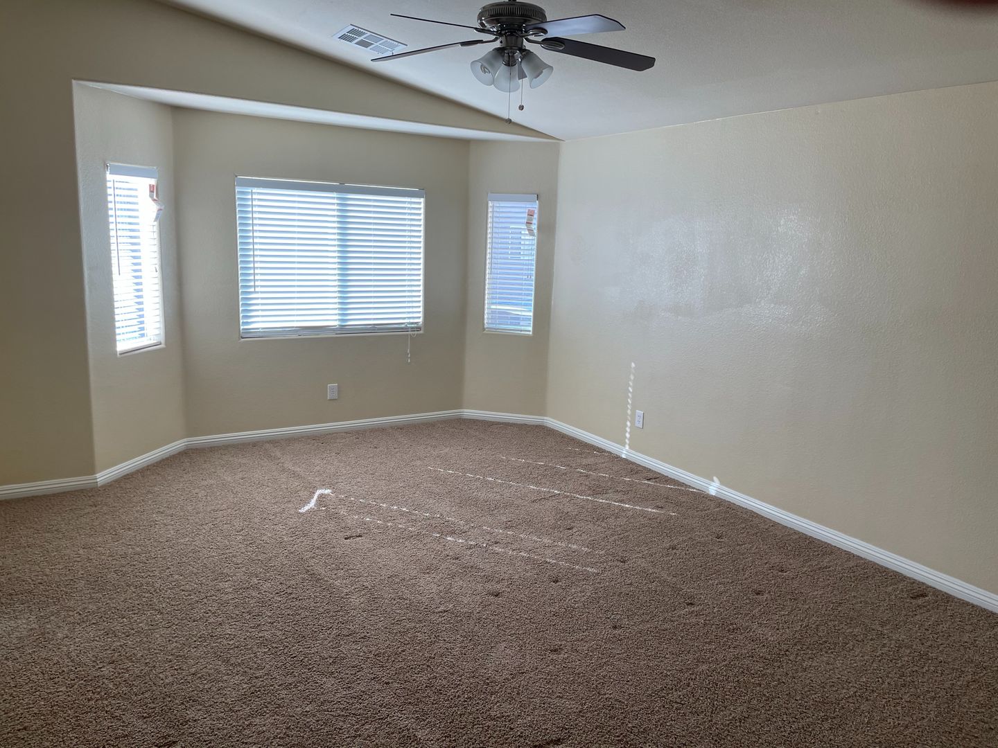 5663 Fast Payout Court - Las Vegas - Nevada - 3 bed, 2.5 bath rental property
