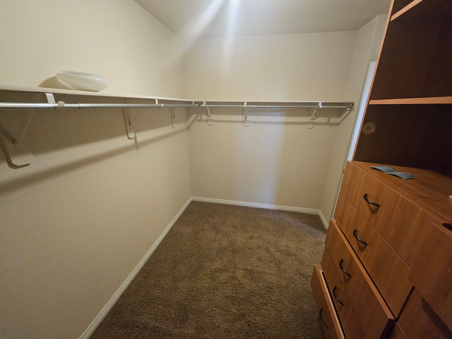 5663 Fast Payout Court - Las Vegas - Nevada - 3 bed, 2.5 bath rental property