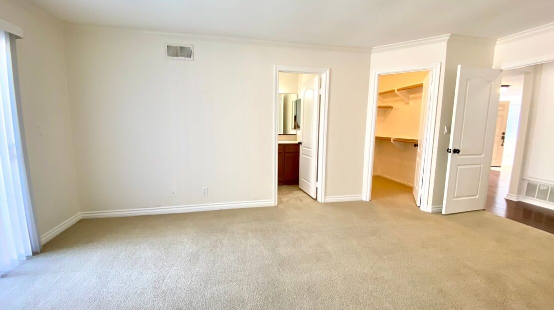 5672 Medeabrook Place  - Agoura Hills - California - 4 bed, 2 bath rental property