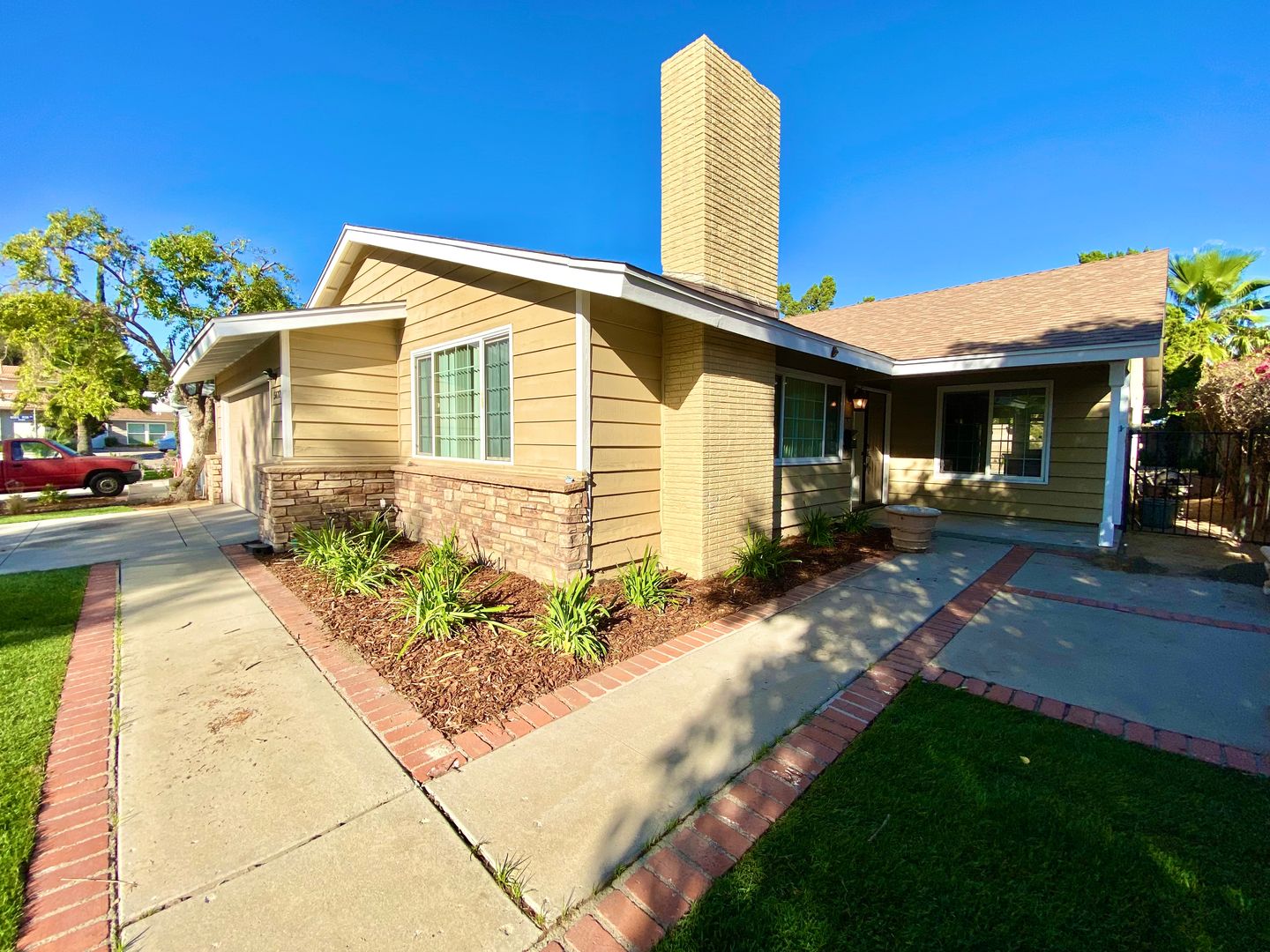 5672 Medeabrook Place  - Agoura Hills - California - 4 bed, 2 bath rental property