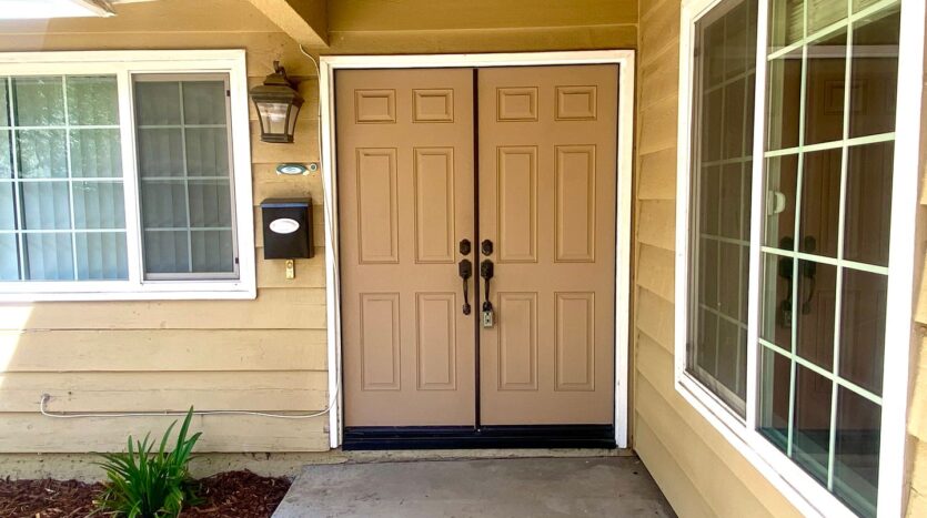 5672 Medeabrook Place  - Agoura Hills - California - 4 bed, 2 bath rental property