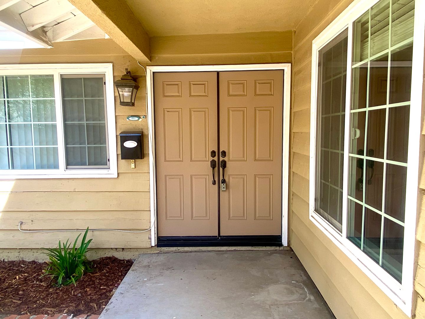 5672 Medeabrook Place  - Agoura Hills - California - 4 bed, 2 bath rental property