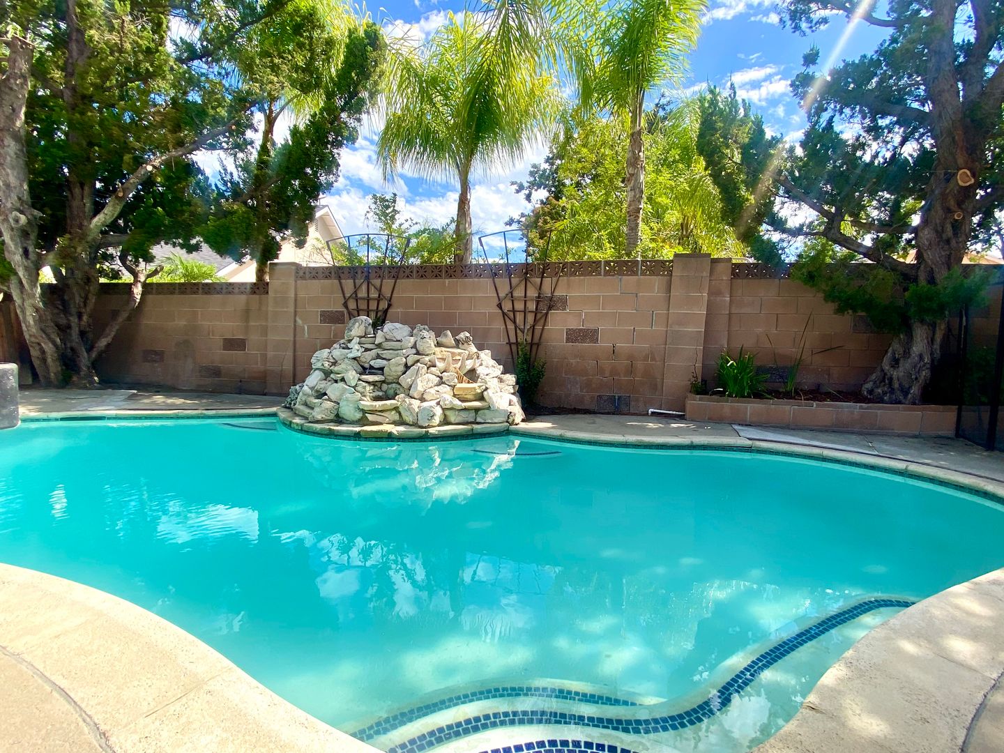 5672 Medeabrook Place  - Agoura Hills - California - 4 bed, 2 bath rental property