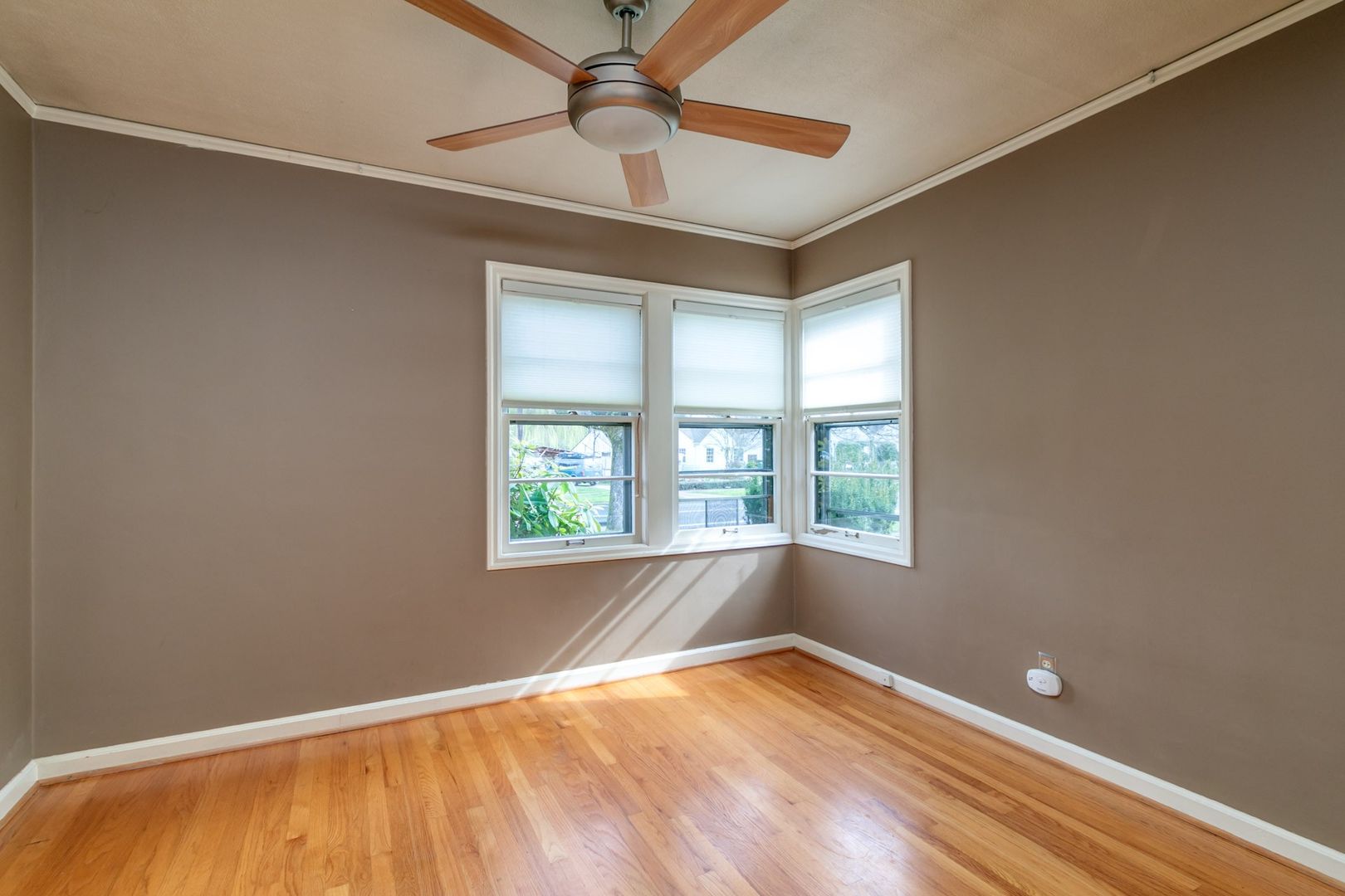 6026 N. Willamette Boulevard - Portland - Oregon - 2 bed, 1 bath rental property