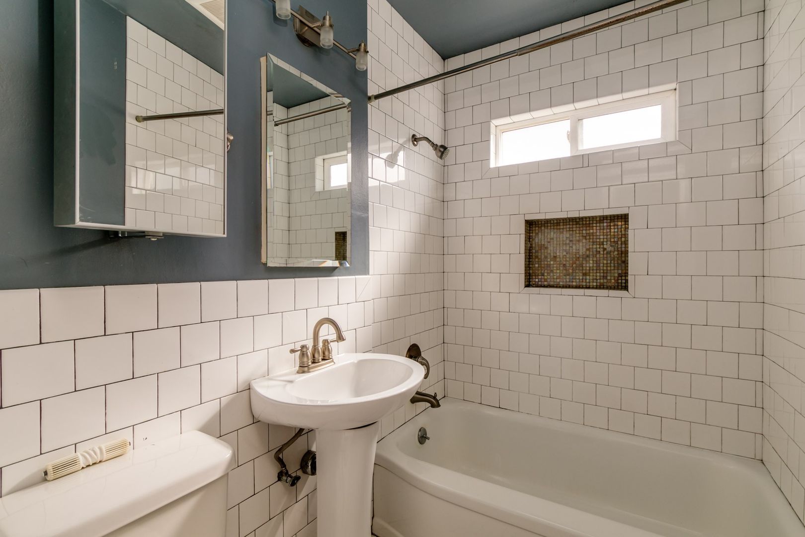 6026 N. Willamette Boulevard - Portland - Oregon - 2 bed, 1 bath rental property